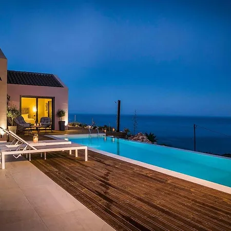Iliotropos Villa *