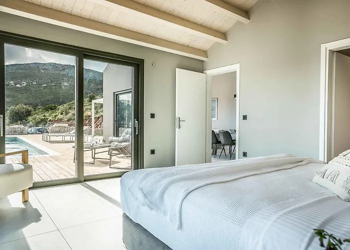 Iliotropos Willa Spathíon